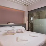 Veneri Boutique شقة فندقية