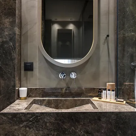 Veneri Boutique Aparthotel 4*