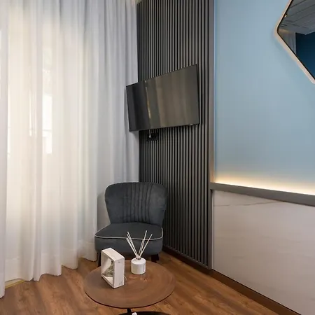 Veneri Boutique Hanya