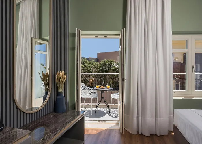 Veneri Boutique Apartmanhotel Hriszí Aktí Haniá